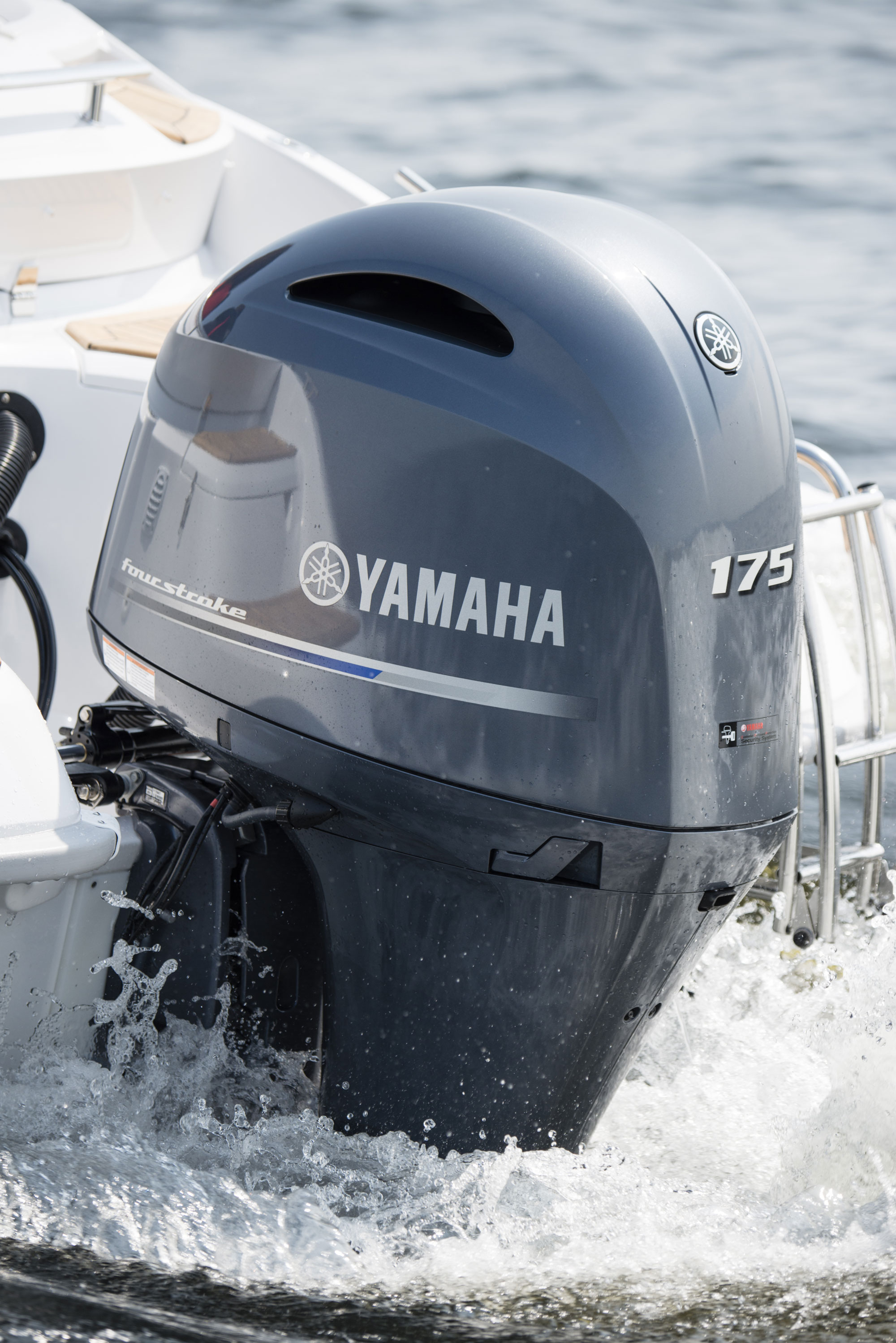 novedad-yamaha-nuevo-motor-de-175-h-p-n-utica-casas